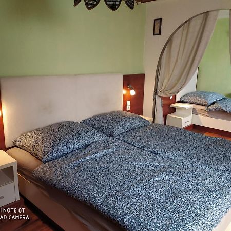 Penzion U Lipy Decin Exterior foto
